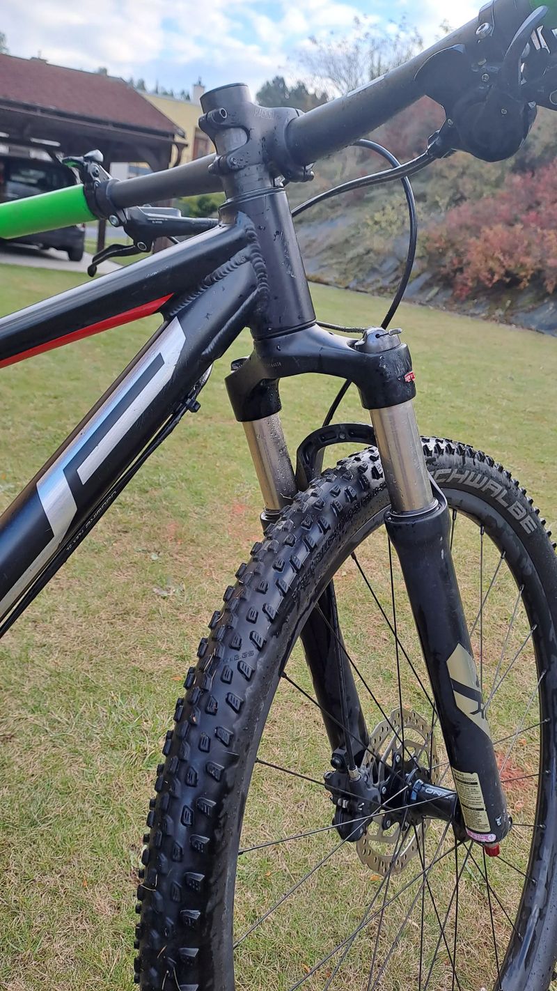 Superior Team 27 Elite velikost 13,5" XS
