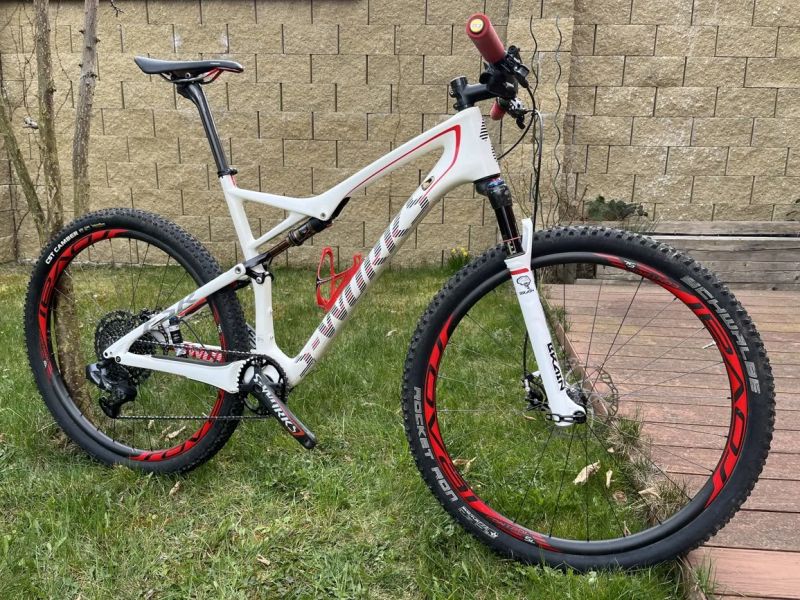 Specialized S-Works Epic WC (vel. XL, Sram XX AXS, váha 10,4 kg)