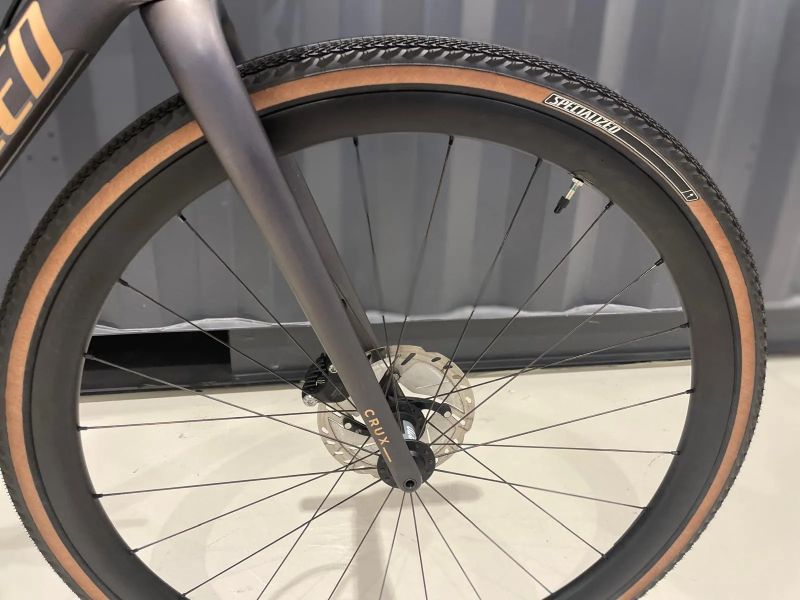 Nová karbonová zapletená kola Specialized Roval Terra C