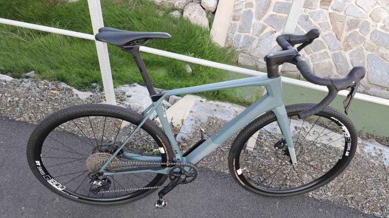 Superior X-Road karbon
