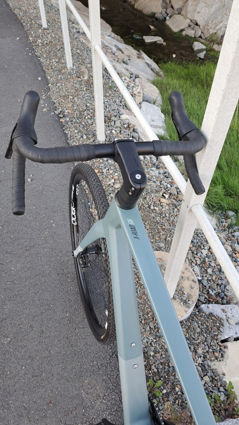 Superior X-Road karbon