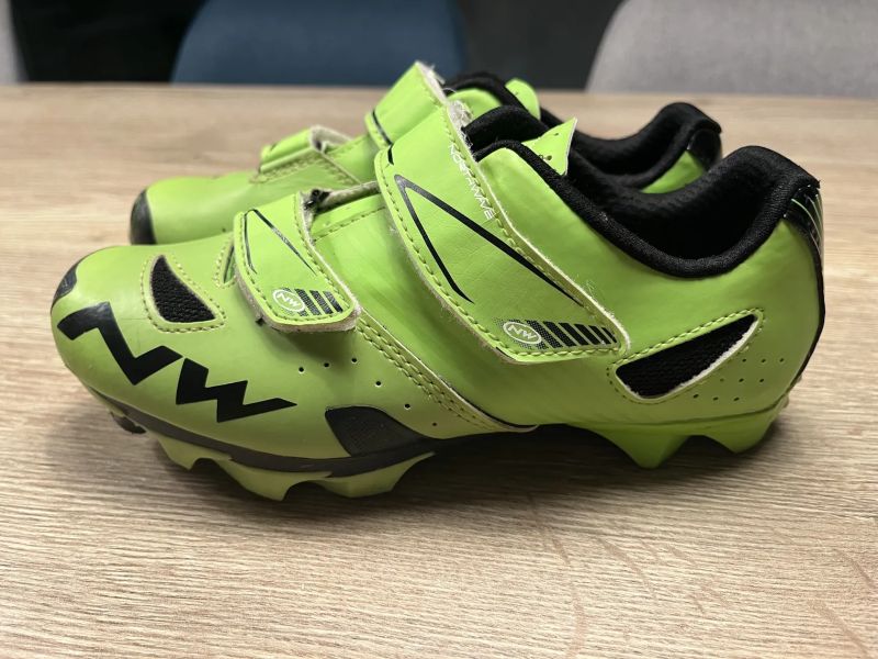 MTB tretry Northwave 34