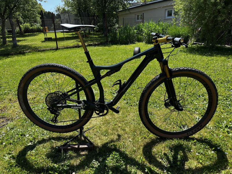 Orbea OIZ CUSTOM fox Factory Kashima 
