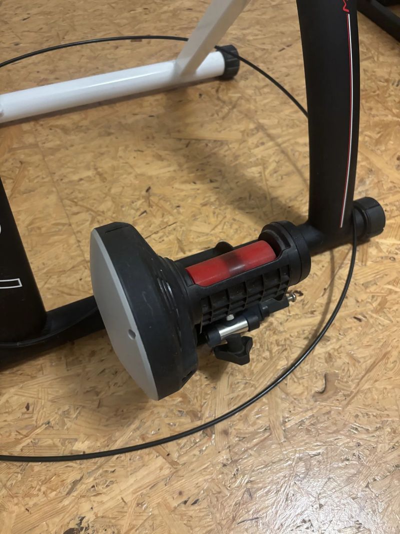 Trenažér Force magnetic 650W