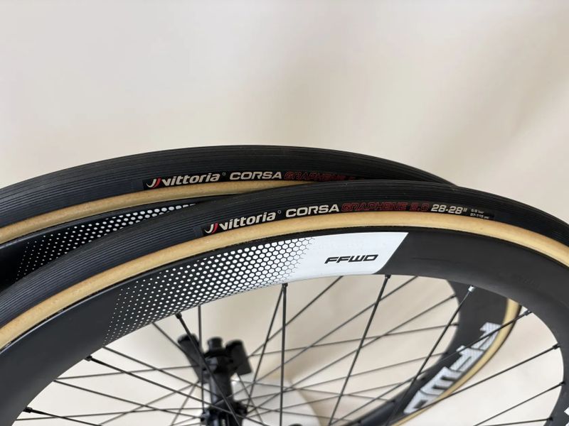 karbonová kola FFWD RYOT44 (44 mm) galusková