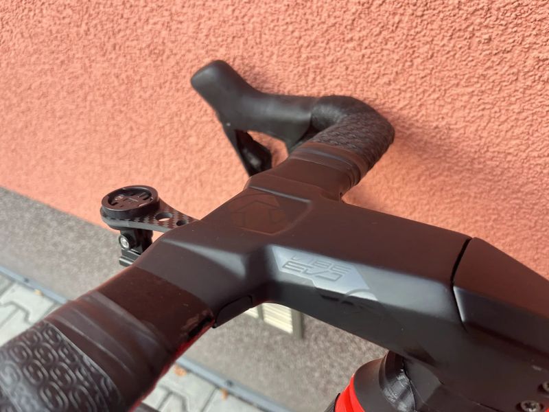 Trek Émonda SL 6 Pro, Ultegra Di2 8170, BLACK/RADIOACTIVE RED