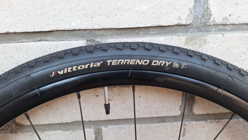Prodám nové kola FORZA GRAVEL MicroSpline.