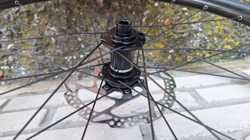 Prodám nové kola FORZA GRAVEL MicroSpline.
