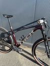 Zánovní kola TREK Procaliber 9.7 AXS Gen 3 Carbon Red Smoke Velikosti M,M/L,L