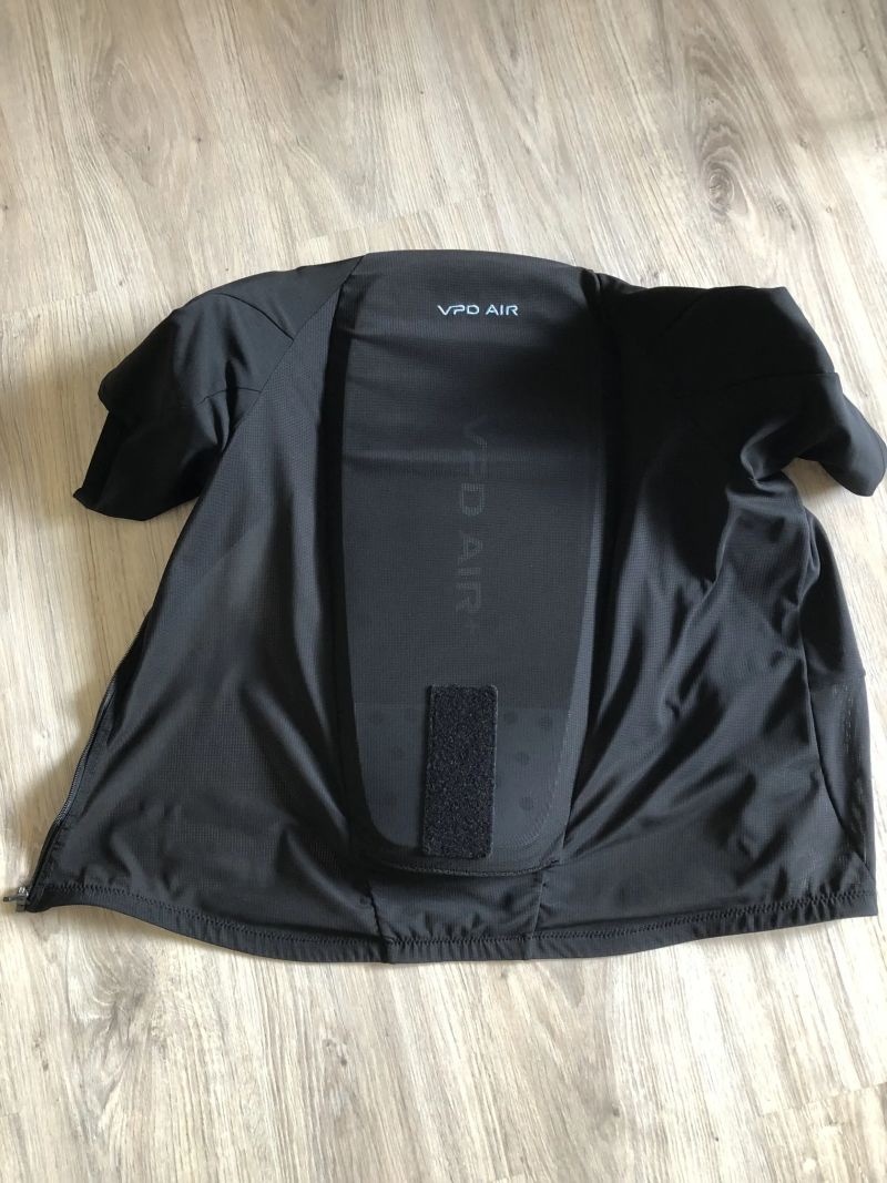 POC Chráničová vesta - POC VPD Air+Tee - Uranim Black