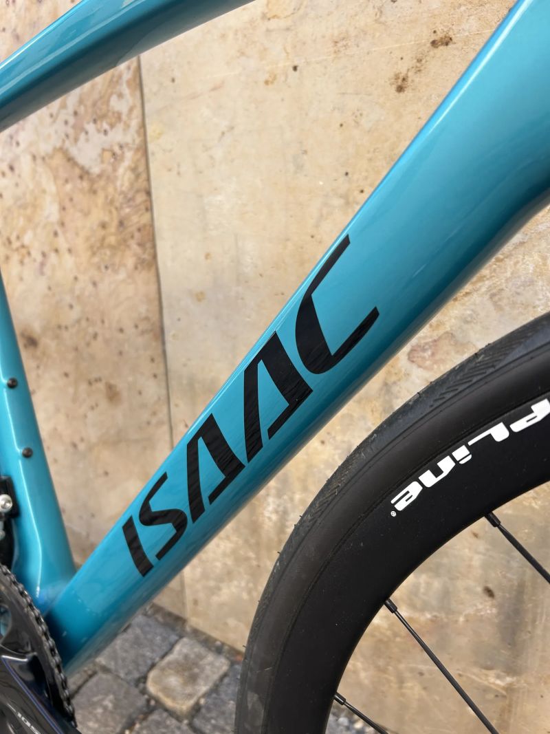 Silniční kolo Isaac Vitron – Shimano 105 R7000 (2x11), velikost M