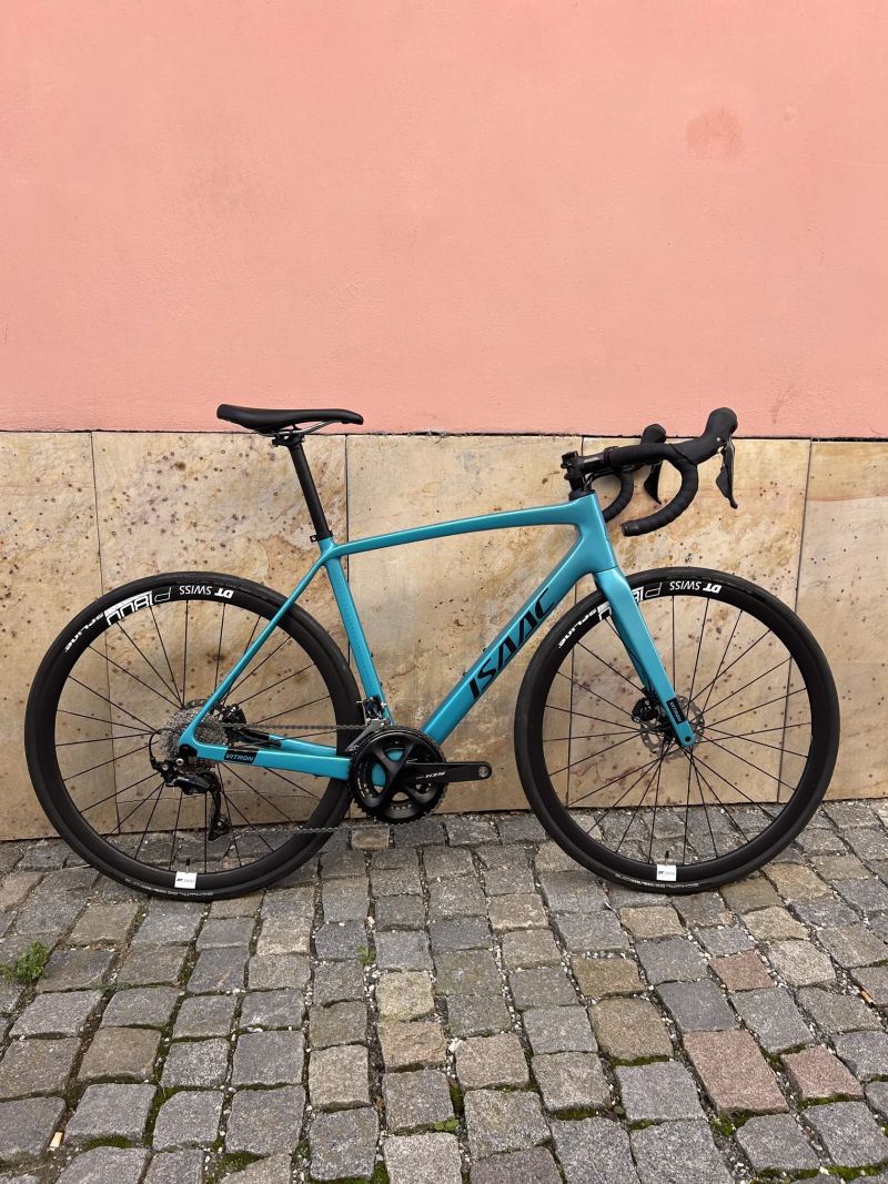 Silniční kolo Isaac Vitron – Shimano 105 R7000 (2x11), velikost M