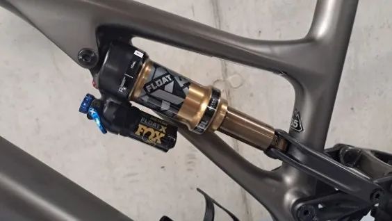 Prodám S-Works Stumpjumper EVO 2022