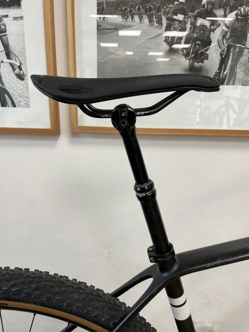 Quint Monster Gravel 21"