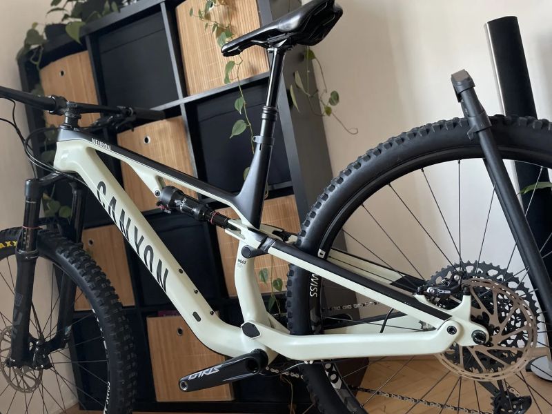 Canyon Neuron CF 8 Forest / carbon / GX 1x12 / teleskop