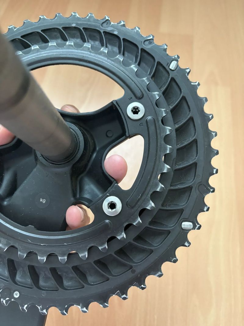 Kliky Shimano 105 (FC-R7000) / 52-36 / 175mm