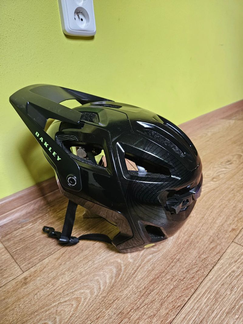 Oakley DRT5 mips