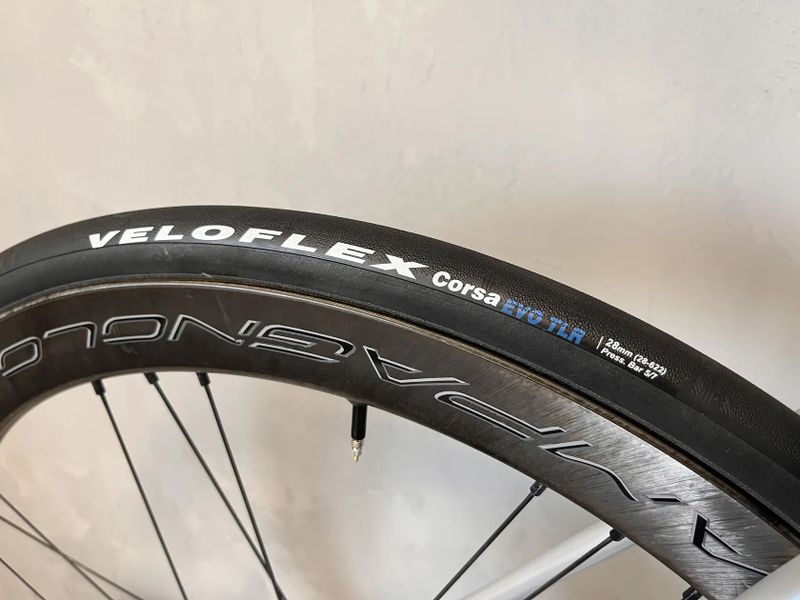Basso Diamante, Shimano Dura-Ace, Bora WTO vel. 53