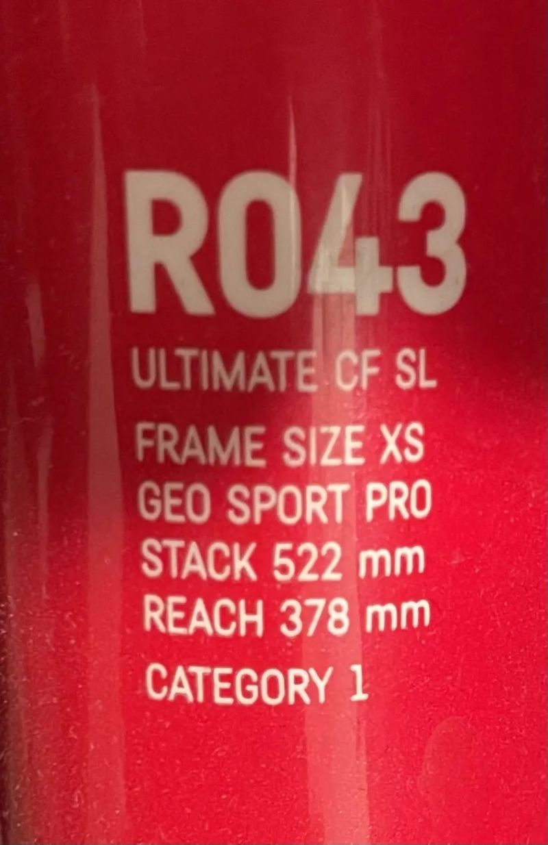 Canyon Ultimate CF SL - Campagnolo 11s
