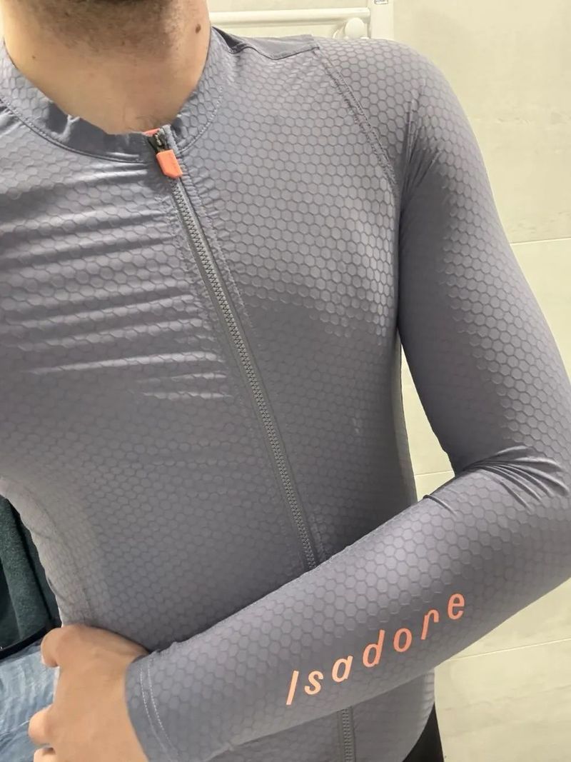 Dres s dlouhým rukávem Isadore ECHELON AERO. 