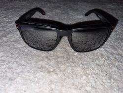 Nove original Slunecni bryle oakley Holbrook