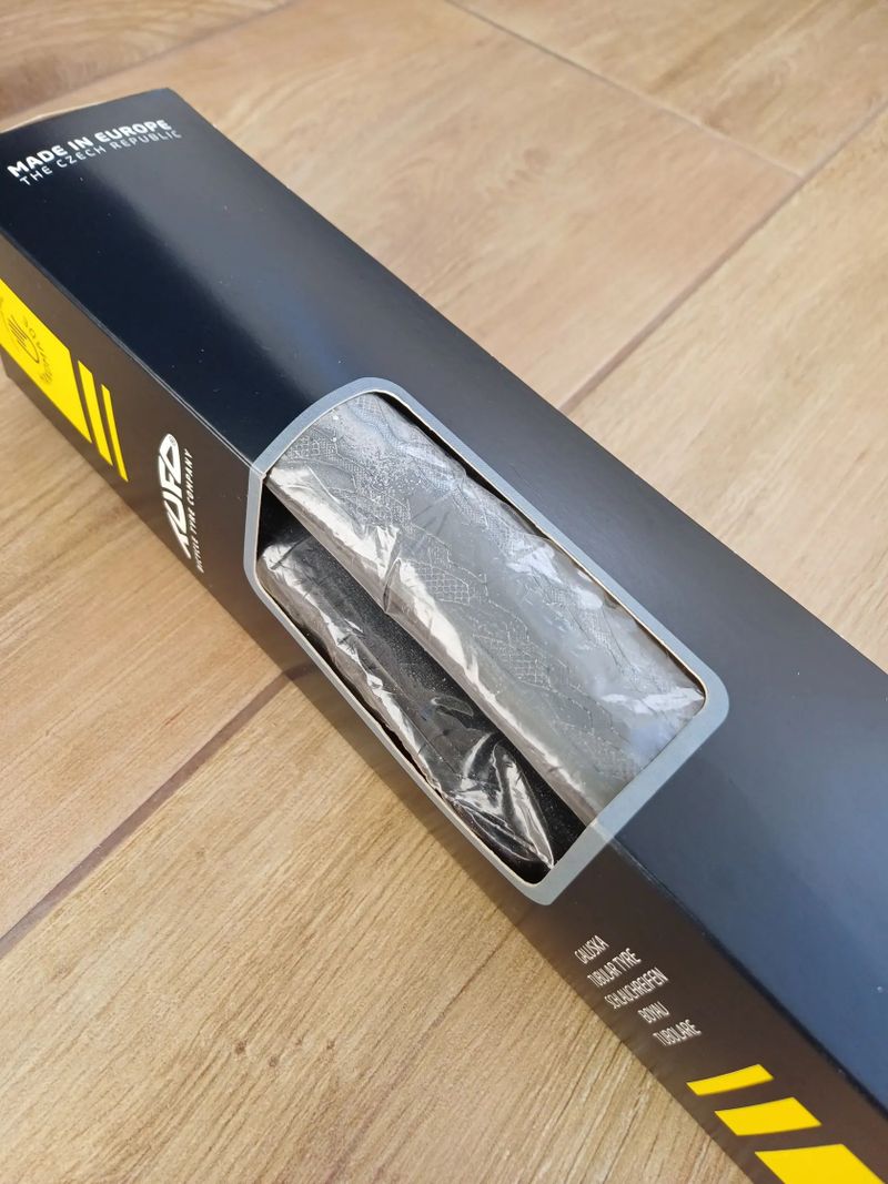 Prodám Galusku TUFO Elite Ride 25 šedá 