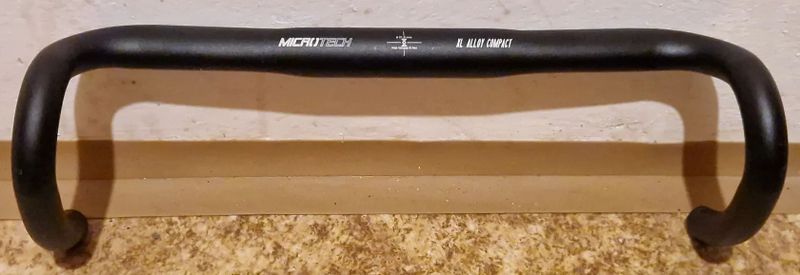 Řídítka Microtech XL Handlebar 420mm 