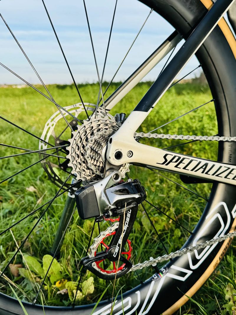 Specialized S-Works Venge Vias disc watt, ceramic, sram red