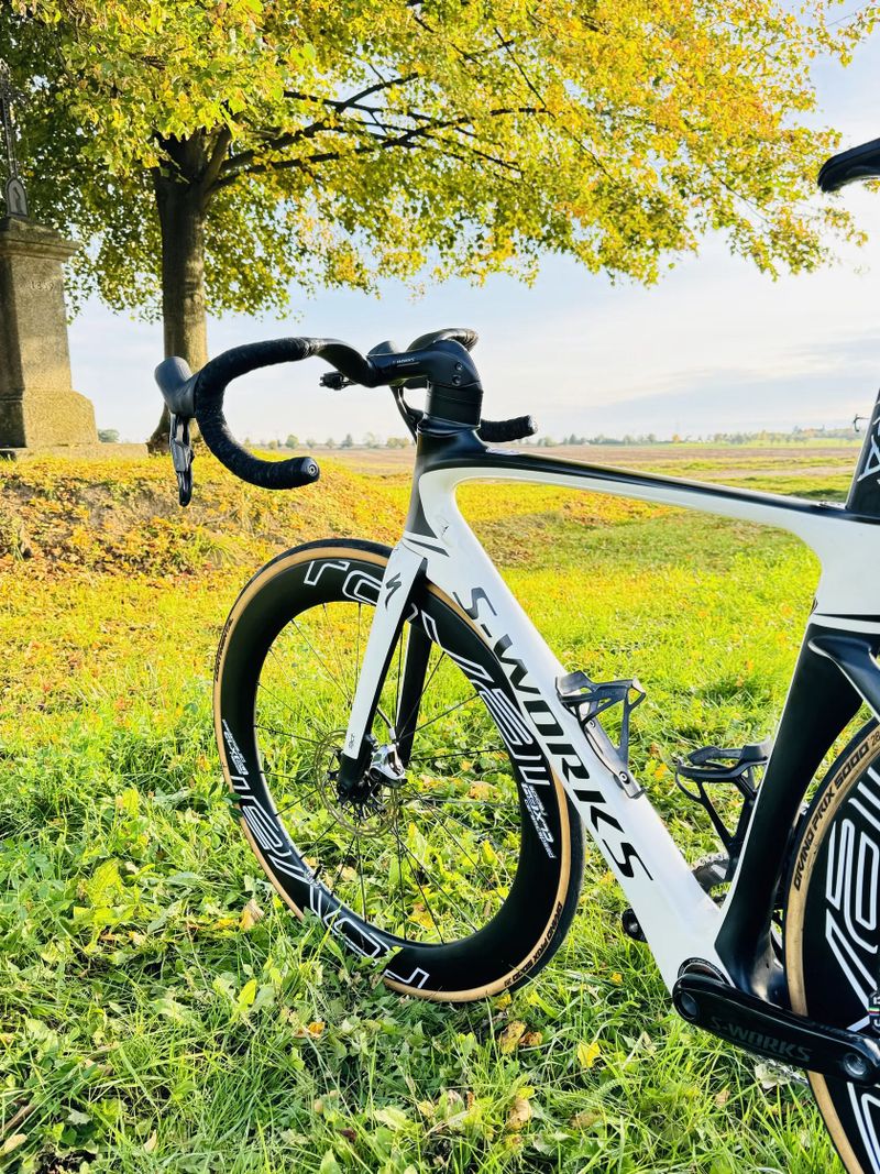 Specialized S-Works Venge Vias disc watt, ceramic, sram red