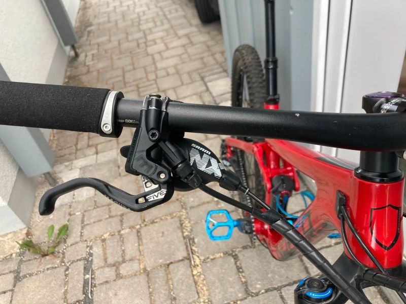 Norco Sight C9, karbonový rám, velikost M, Magura MT5, 150/140mm zdvihu