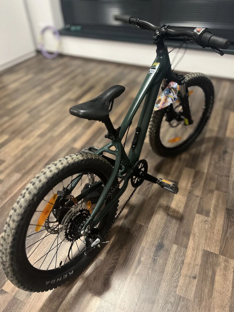 GIANT STP 20” FS