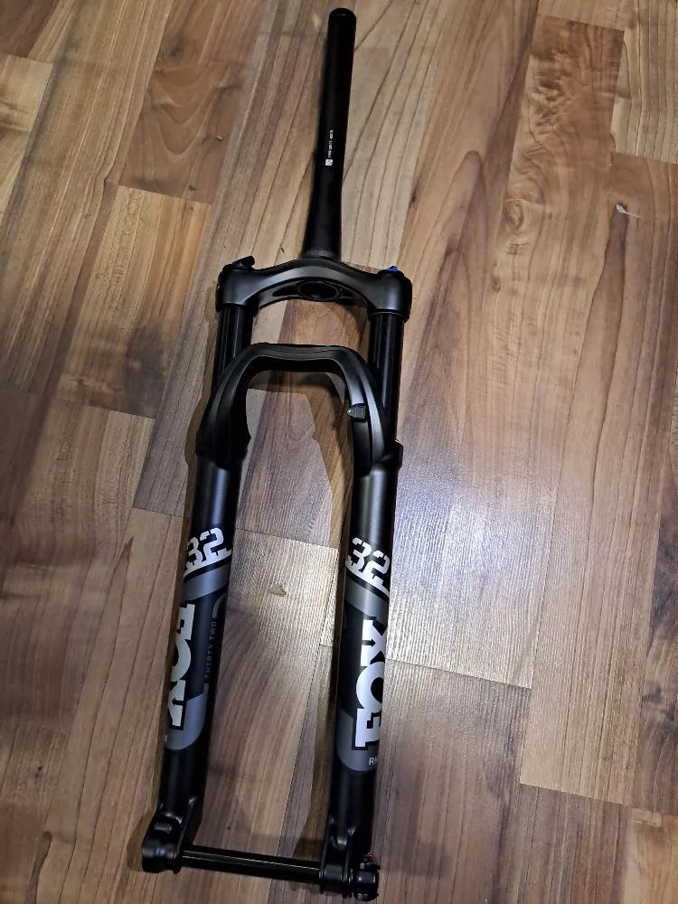 NOVÝ nepoužitý karbonový rámový set KTM Myroon SE 29er / velikost M / 29er / boost / + příslušenství