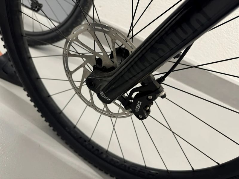 Trek Powerfly 7 Gen 4, vel. M