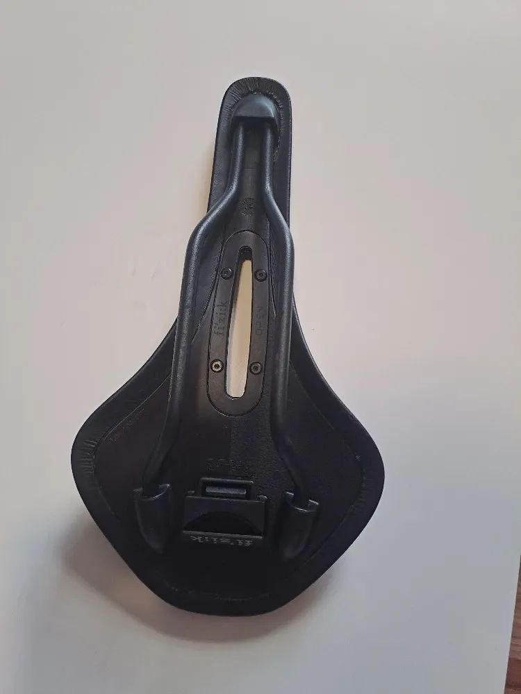 2x NOVÉ sedlo Fizik Antares R5 a Aidon