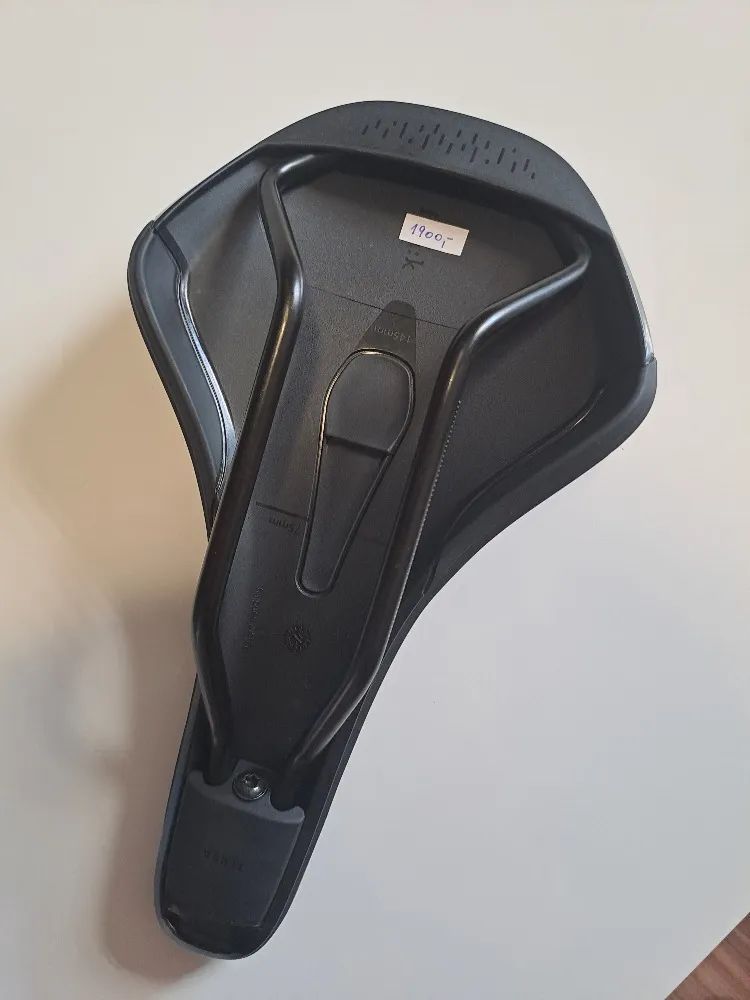 2x NOVÉ sedlo Fizik Antares R5 a Aidon