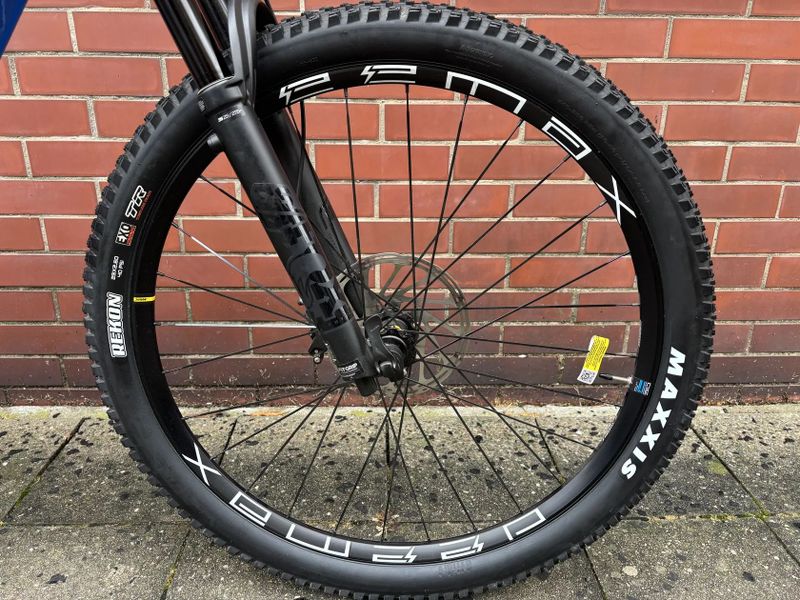 Elektrokolo Mondraker Chaser R