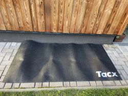 Podložka pod trenažer Tacx