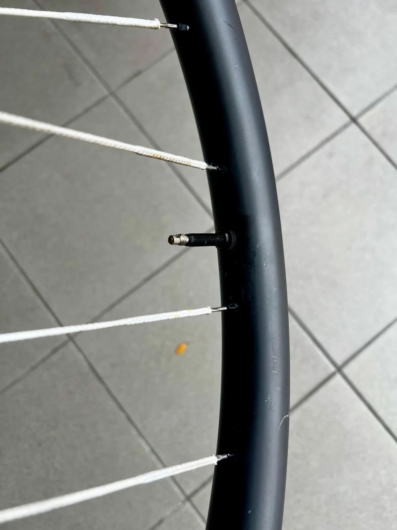 TEST karbonové výplety TailWind SLS30 / Erase HF / Berd 1.190 g (jeté 6 měsíců)