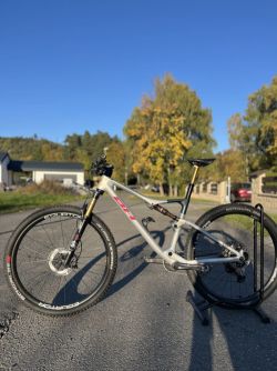 BH bikes lynx race 8.5