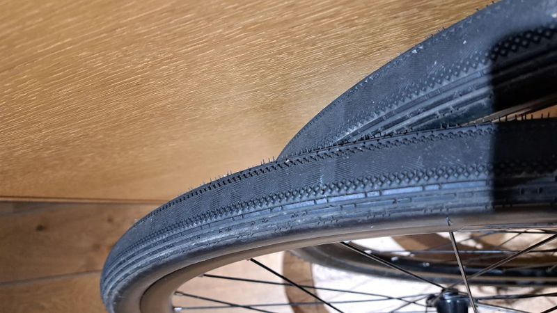 Kola z Gravel Cube Nuroad za cenu plášťů