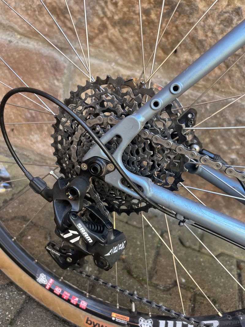 gravel Vitus L-56, Sram, Hydraulika
