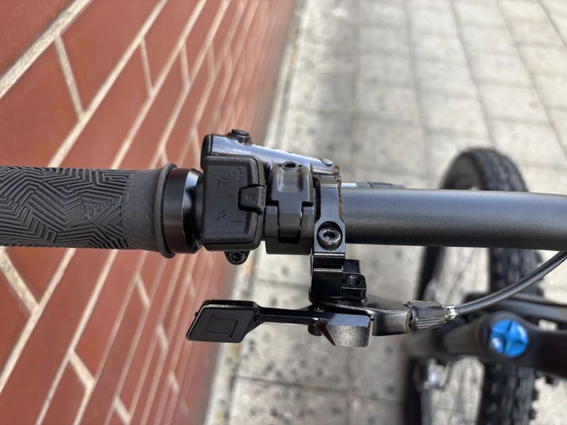 Elektrokolo Mondraker Crafty Carbon R