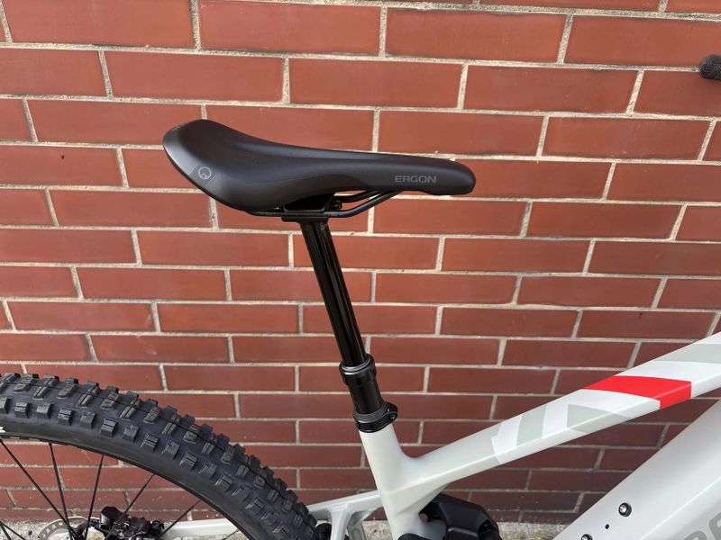 Elektrokolo Mondraker Crafty Carbon R
