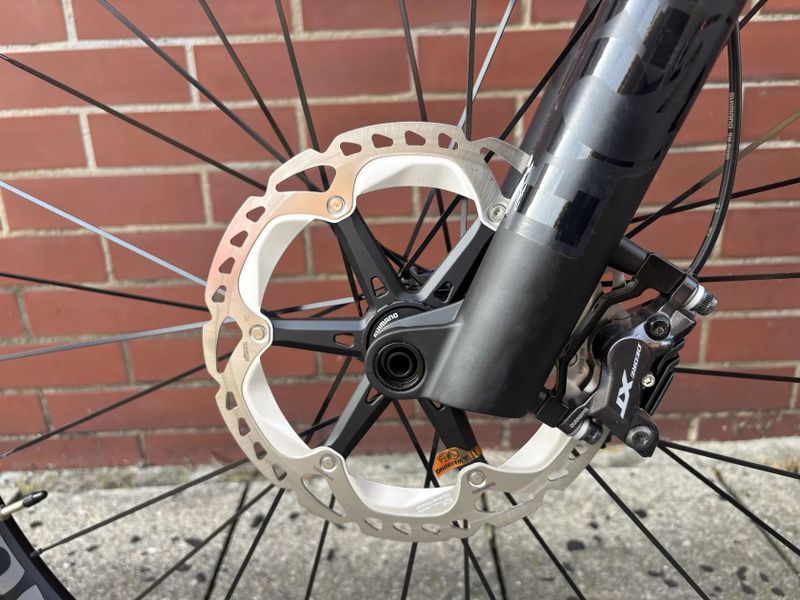 Elektrokolo Mondraker Crafty Carbon R