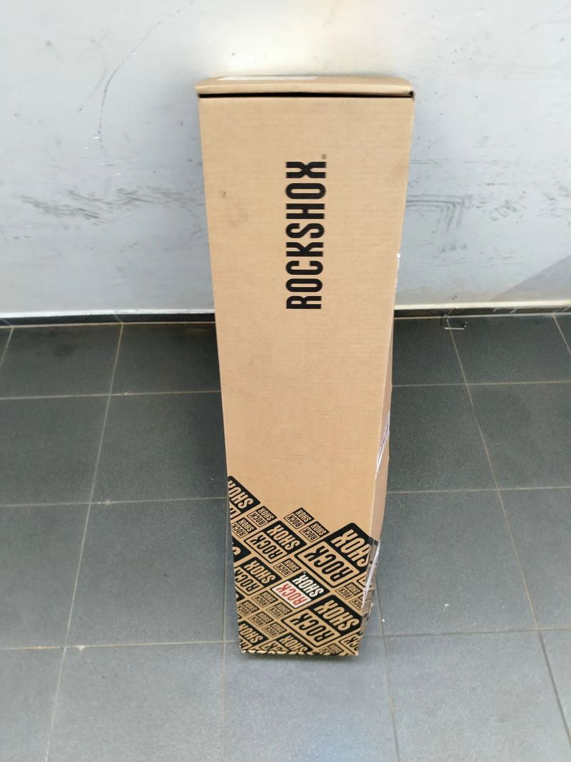 RockShox AM FS RCNS RL 29 ( RECON ) – nová vidlice + celý sloupek