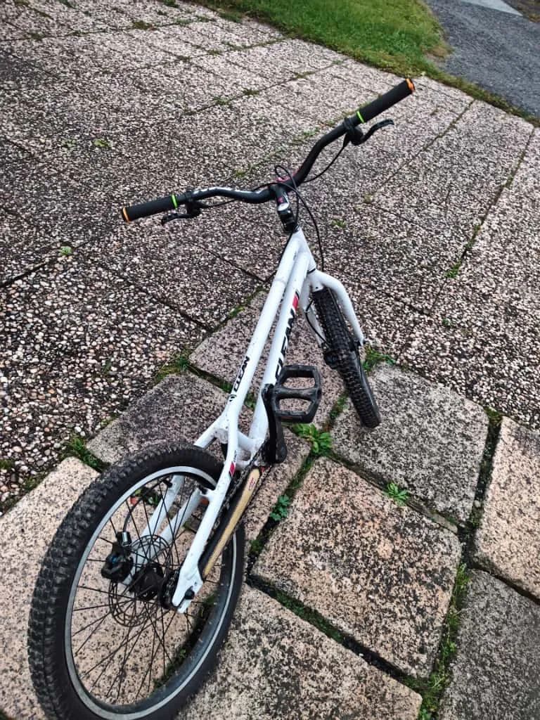 Clean dětské trialové kolo 