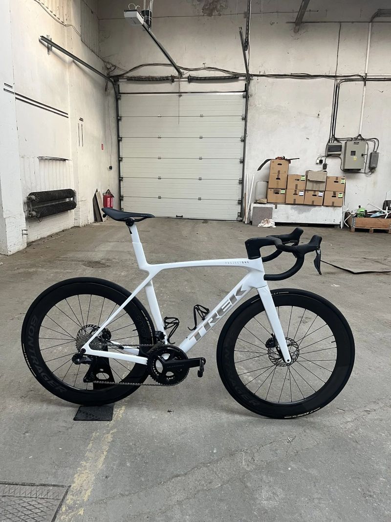Trek Madone SLR gen8 Project One M/L