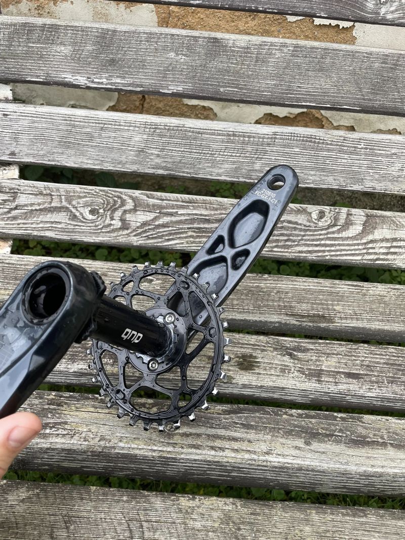 Kliky Sram GX Eagle dub + převodník Absolute Black - oválný