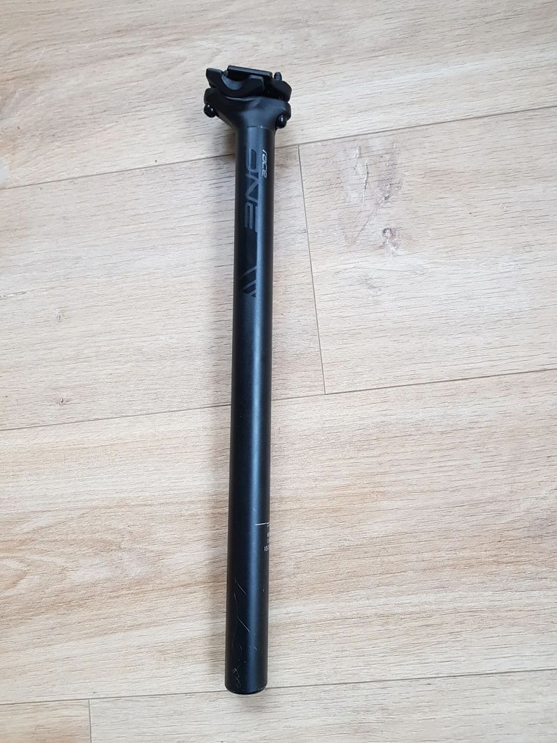 Sedlovka Superior One Race Alloy 27,2 400mm
