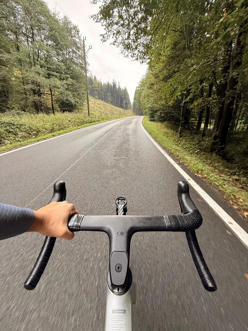 Carbonový Gravel 2025